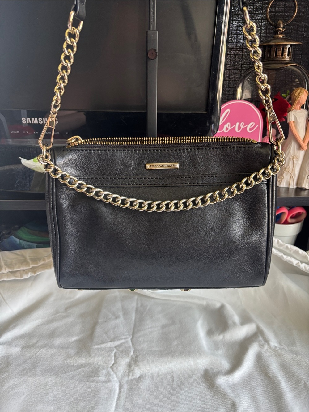 Rebecca Minkoff Black Leather Shoulder Bag with Gold Chain - Picture 3 of 11